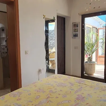 La Graciosa By Rentaholidayslanzarote Appartamento *